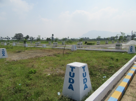 2) TUDA Approved Layouts Near Tirupati.JPG